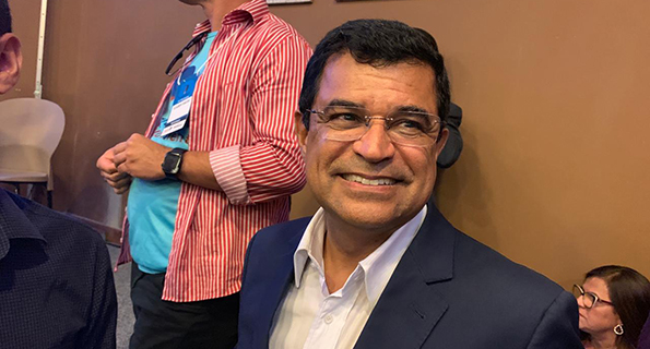 Davidson (foto) acha que determinação do governador Rui Costa em ser candidato ao Senado inviabiliza pleito de Jaques Wagner Davidson (foto) acha que determinação do governador Rui Costa em ser candidato ao Senado inviabiliza pleito de Jaques Wagner