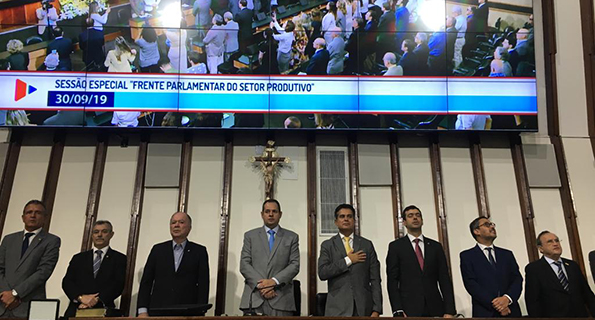 Frente Parlamentar do Setor Produtivo tomou posse nesta segunda-feira (30)