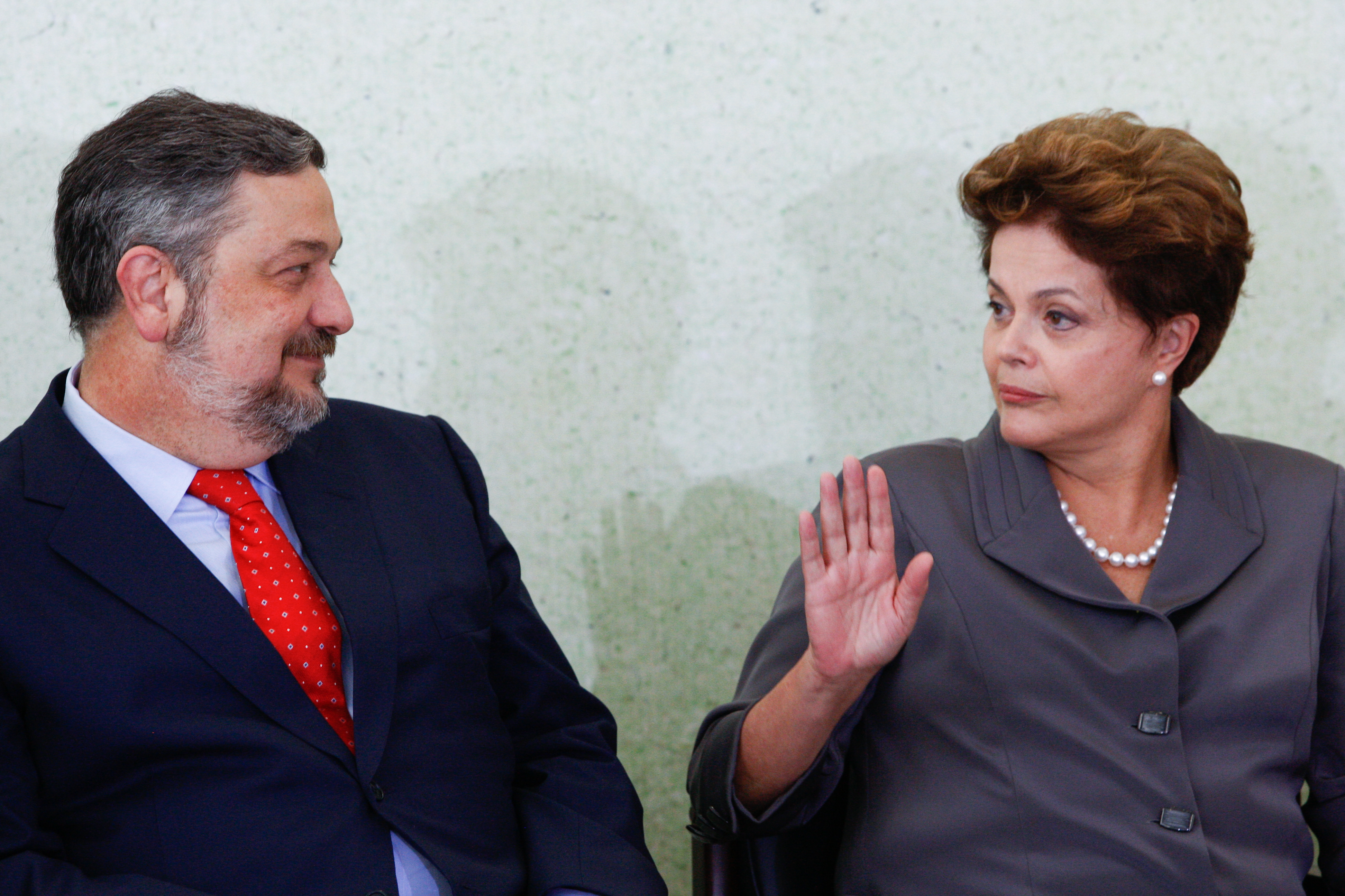 Ex-ministro da Casa Civil Antonio Palocci e a ex-presidente Dilma Rousseff