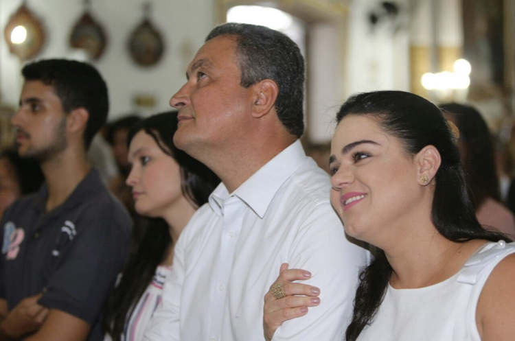 O destino de Rui e da esposa seria Portugal O destino de Rui e da esposa seria Portugal