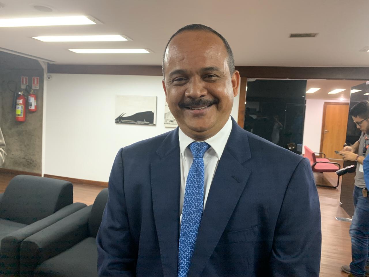 Elinaldo Araújo (DEM), prefeito de Camaçari 