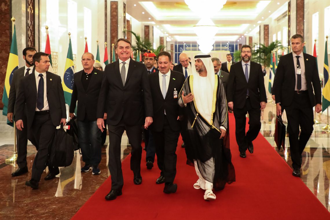 Imagem de Bolsonaro se diz preocupado com América Latina e não comenta eleição na Bolívia Imagem de Bolsonaro se diz preocupado com América Latina e não comenta eleição na Bolívia