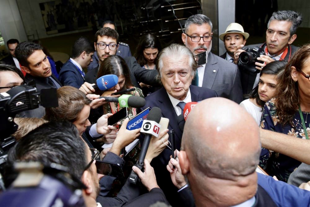 Imagem de PSL vai pedir expulsão de mais três deputados Imagem de PSL vai pedir expulsão de mais três deputados