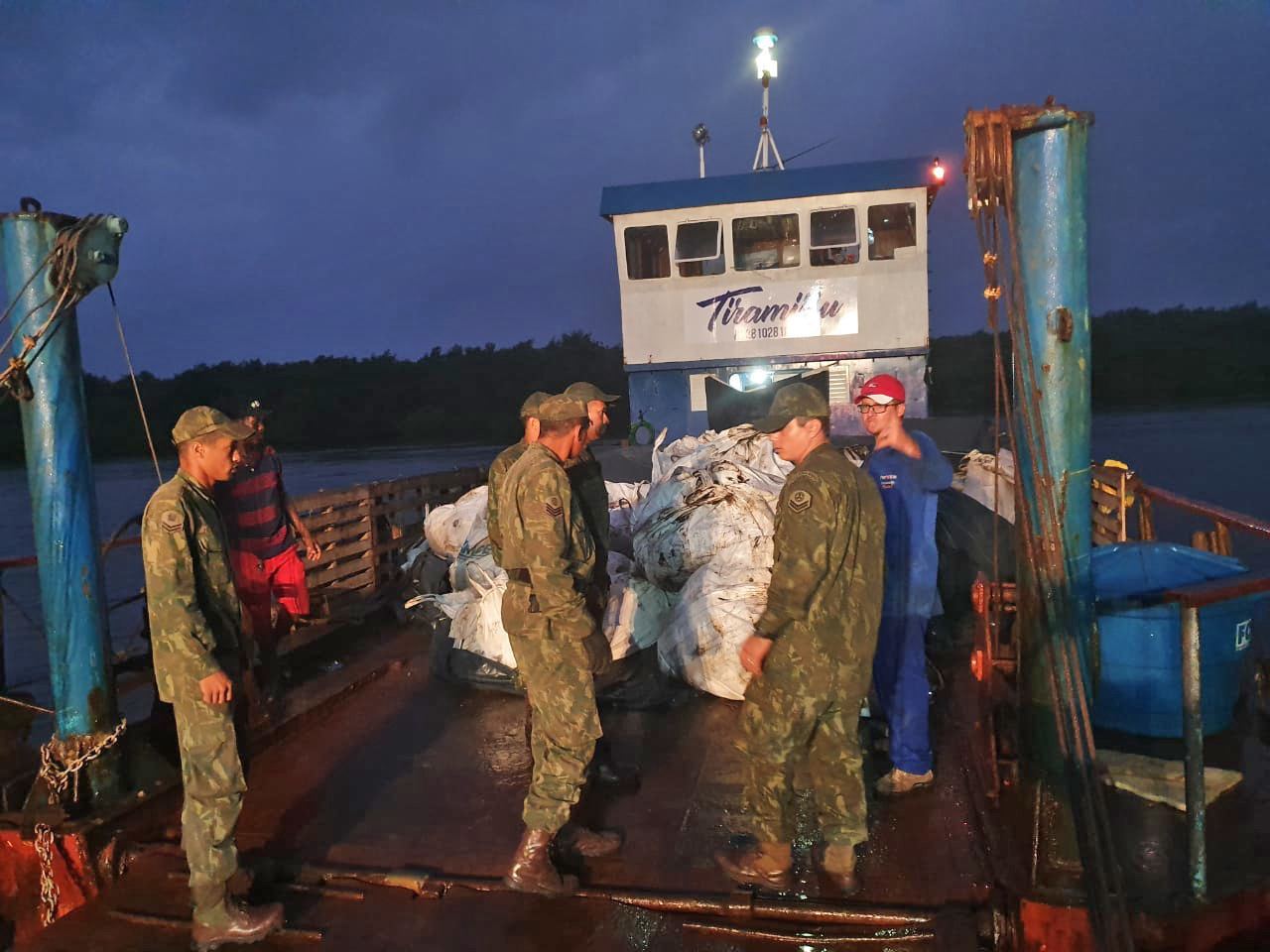 A retirada total dos resíduos está planejada para ocorrer na ilha de Boipeba até esta quinta