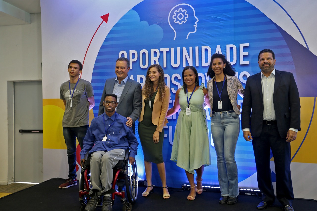 Cerimônia de acolhimento dos novos estagiários das secretarias estaduais