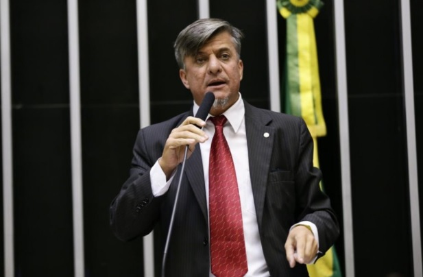 O deputado federal Emerson Petriv (PROS-PR), conhecido como Boca Aberta