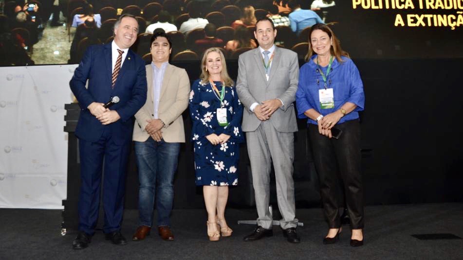 Ivana Bastos (PSD) sucede catarinense Kennedy Nunes (PSD)