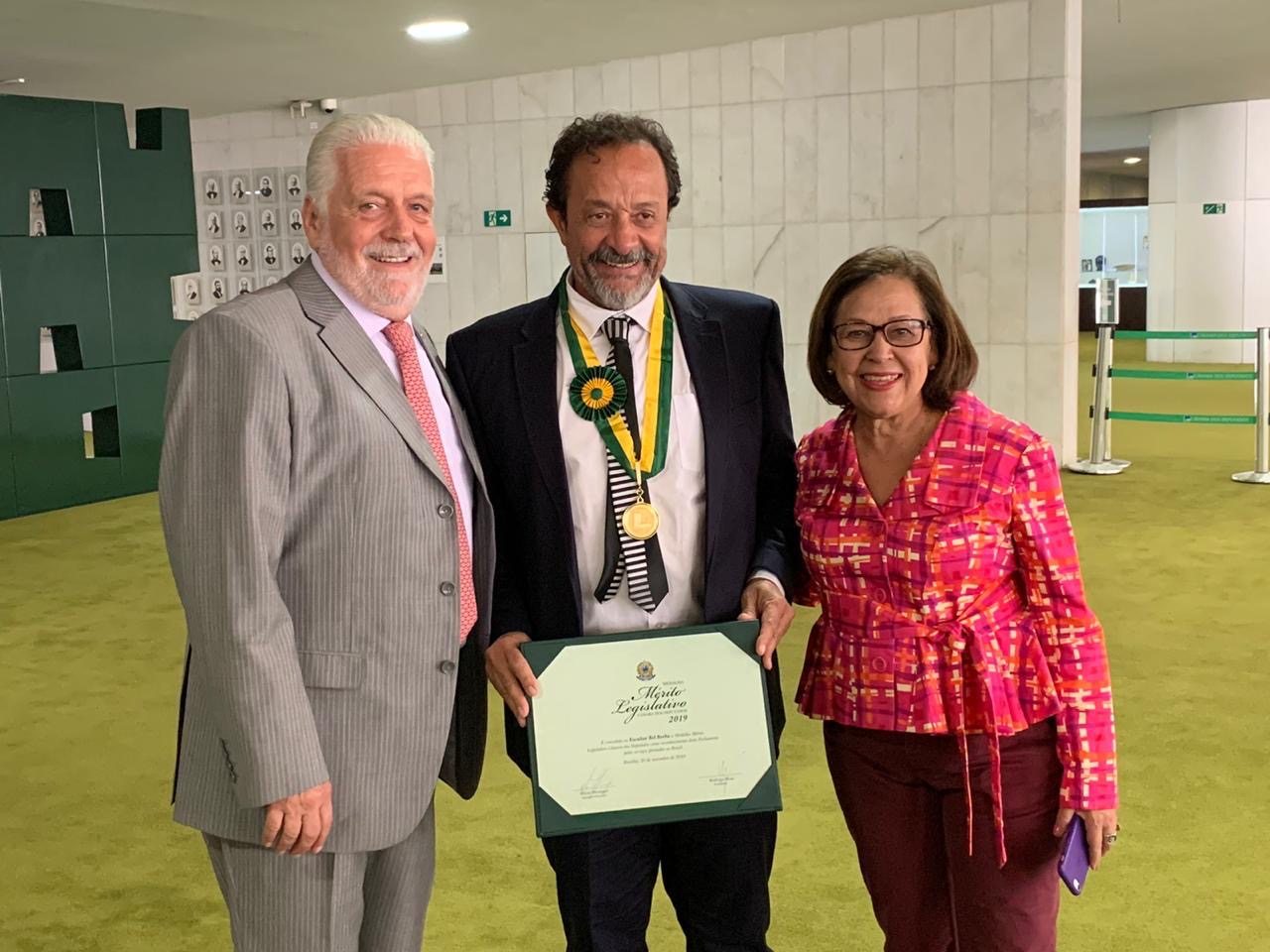 Honraria foi sugerida pela deputada Lídice da Mata (PSB)