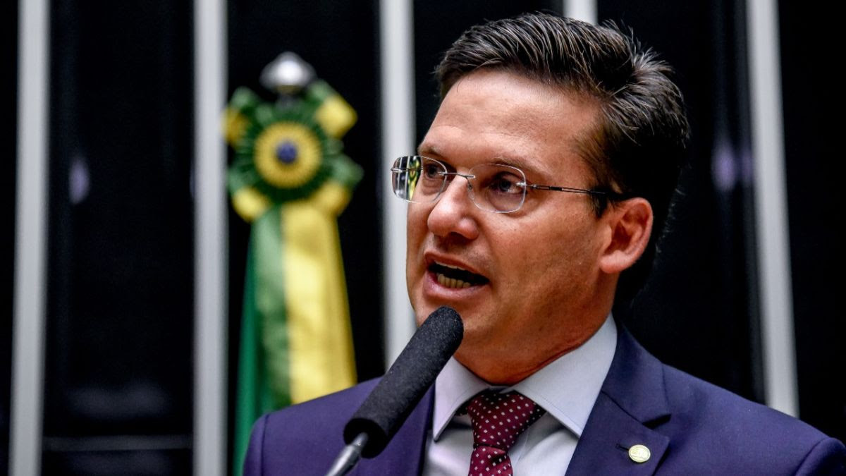 Para João Roma, a PEC vai facilitar os investimentos federais na ponta, nas prefeituras