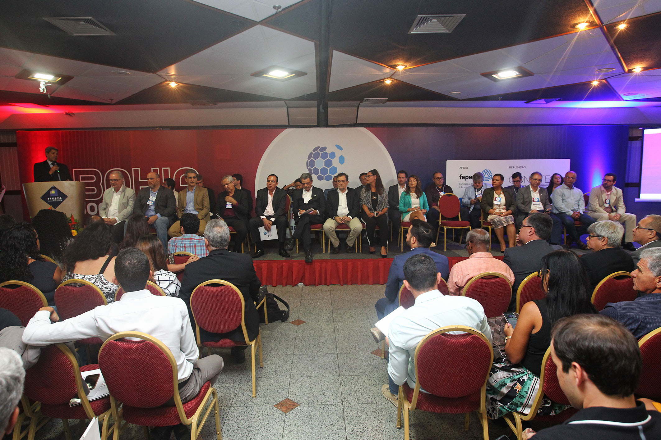 Abertura do evento aconteceu na manhã desta quinta-feira (5), no Hotel Fiesta