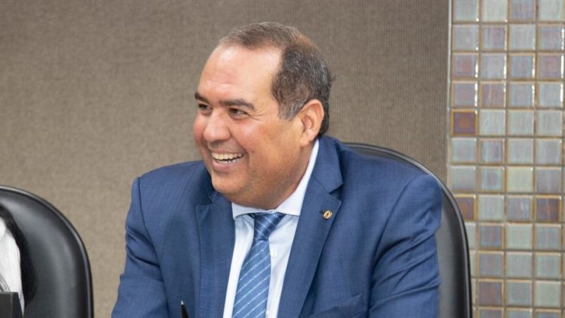 Deputado estadual Sandro Régis