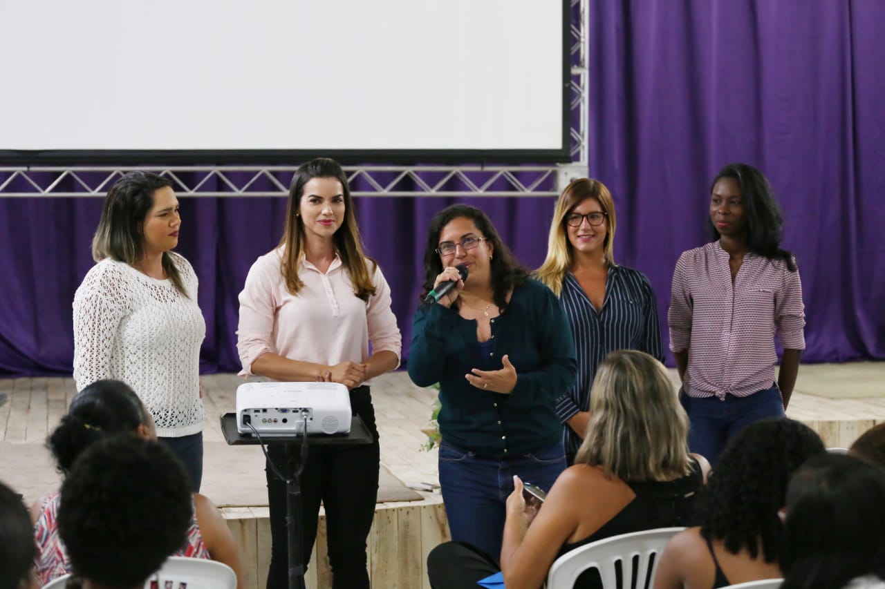 Imagem de “A renovação política virá das mulheres”, afirma Roberta Caires durante evento em Cajazeiras Imagem de “A renovação política virá das mulheres”, afirma Roberta Caires durante evento em Cajazeiras