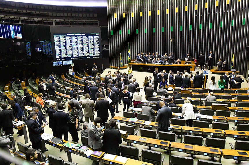 Todos os anos, parlamentares podem decidir onde o governo deve colocar parte dos recursos públicos