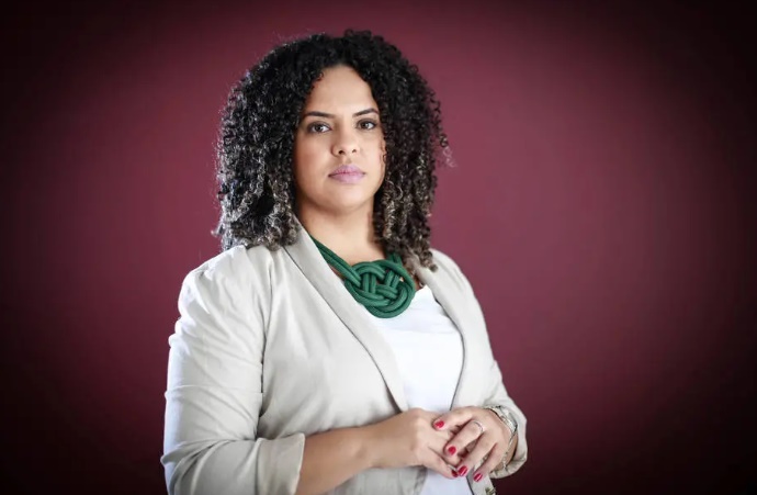 A advogada Renata Cezar, 30 anos, já se reuniu com oito legendas e busca partido que 'converse' com suas pautas