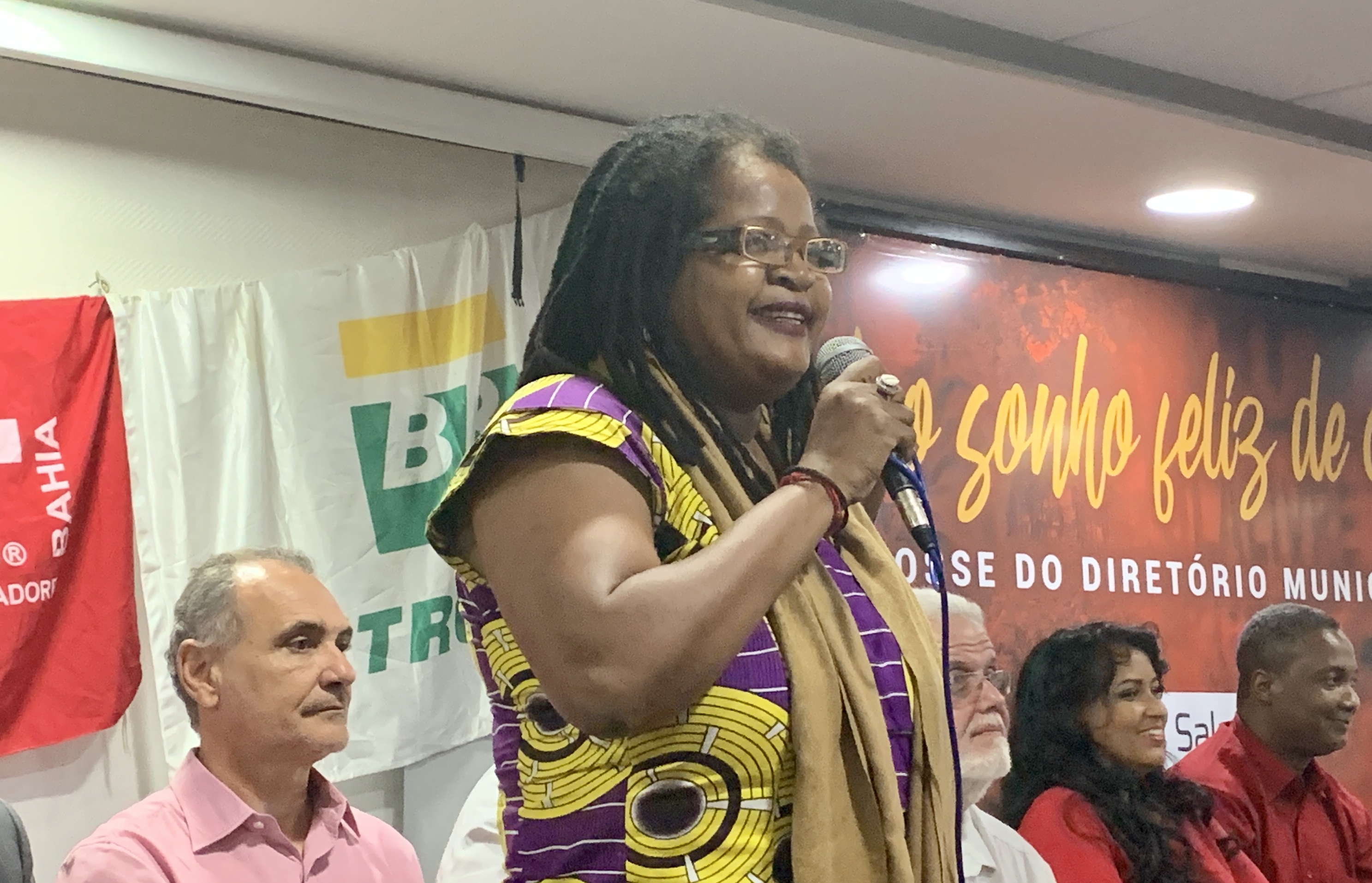 Candidata orgânica do PT derrotada por Denice no diretório municipal, Vilma ainda vai avaliar em plenário apoio a ela