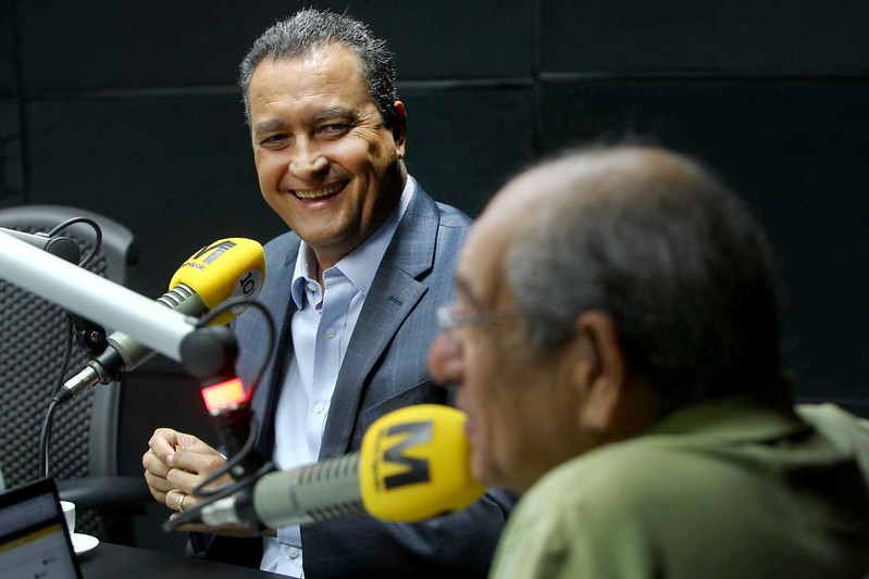 Imagem de Rui responde a críticas de aliados sobre venda do Odorico: 'Não posso fabricar dinheiro' Imagem de Rui responde a críticas de aliados sobre venda do Odorico: 'Não posso fabricar dinheiro'