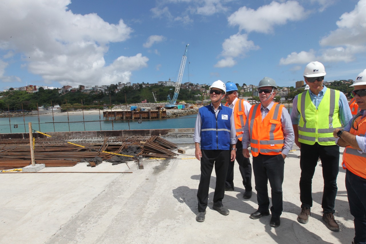 Vice-governador João Leão visitou as obra do terminal nesta sexta-feira (17)