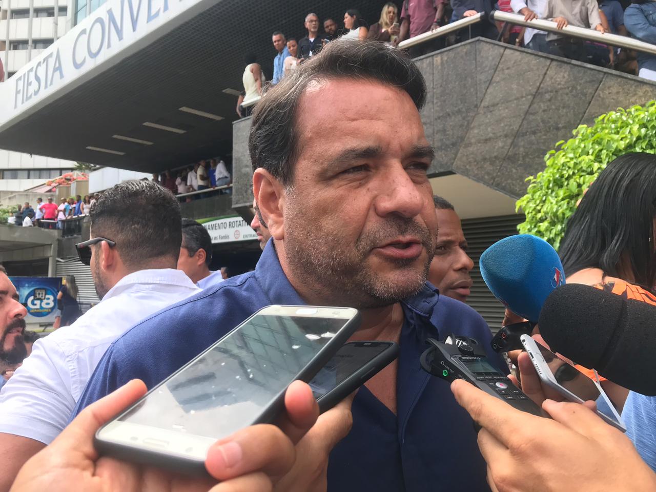 Imagem de Preço da gasolina: Deputado pede que Rui e Bolsonaro entrem em consenso