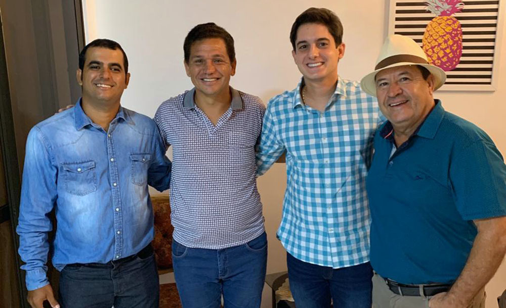 Deputado marcou presença em evento no município de Manoel Vitorino