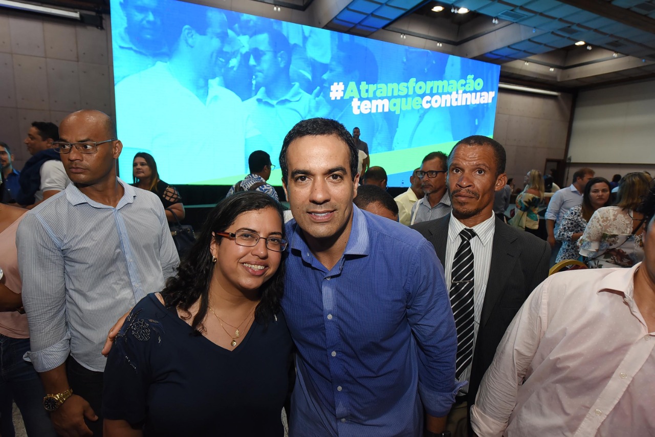 A secretária municipal de Promoção Social, Ana Paula Matos, com o vice-prefeito Bruno Reis