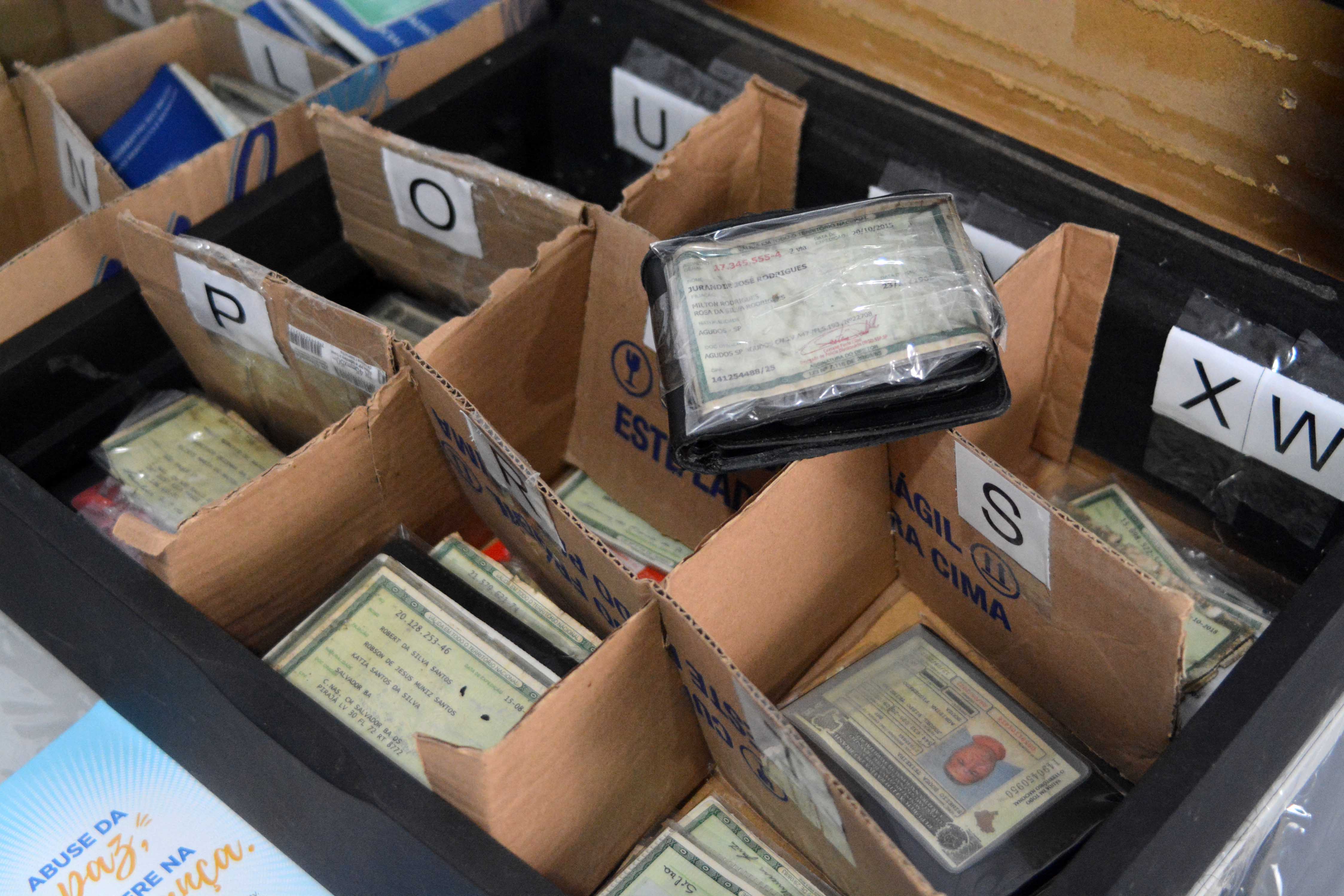 Apenas 80 dos 640 documentos encontrados foram devolvidos Apenas 80 dos 640 documentos encontrados foram devolvidos