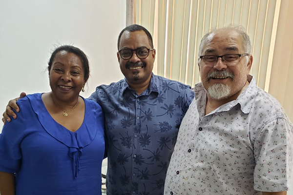A porta-voz estadual da Rede, Iaraci Dias, o pré-candidato a prefeito de Salvador, Magno Lavigne, e o porta-voz nacional da Rede, Pedro Ivo