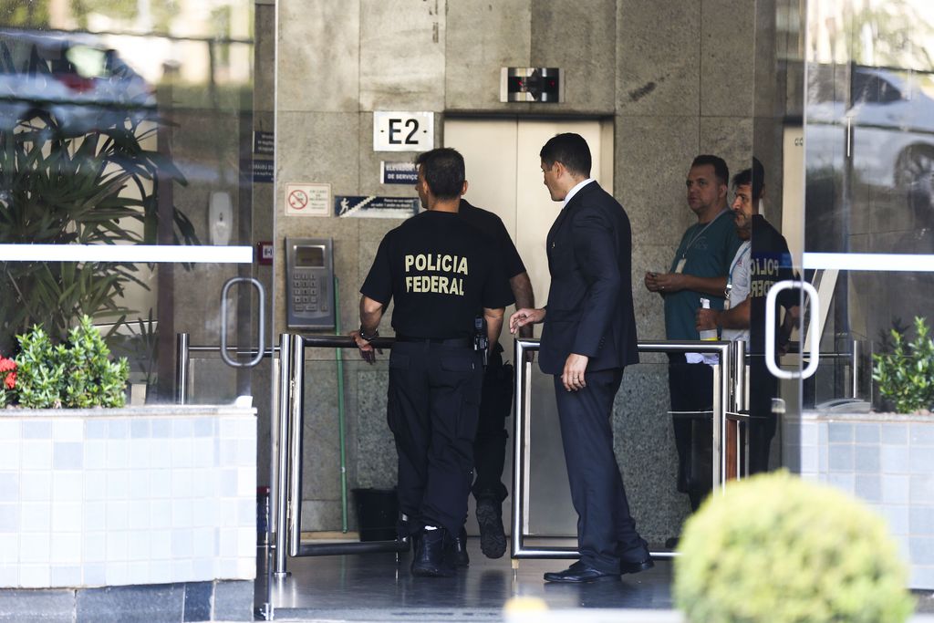 Reorganização está sujeita ainda à aprovação do Congresso em até 120 dias Reorganização está sujeita ainda à aprovação do Congresso em até 120 dias