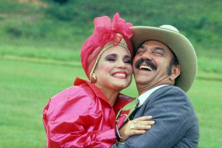 Os personagens Viúva Porcina (Regina Duarte) e Sinhozinho Malta (Lima Duarte) na novela 'Roque Santeiro' (1985)