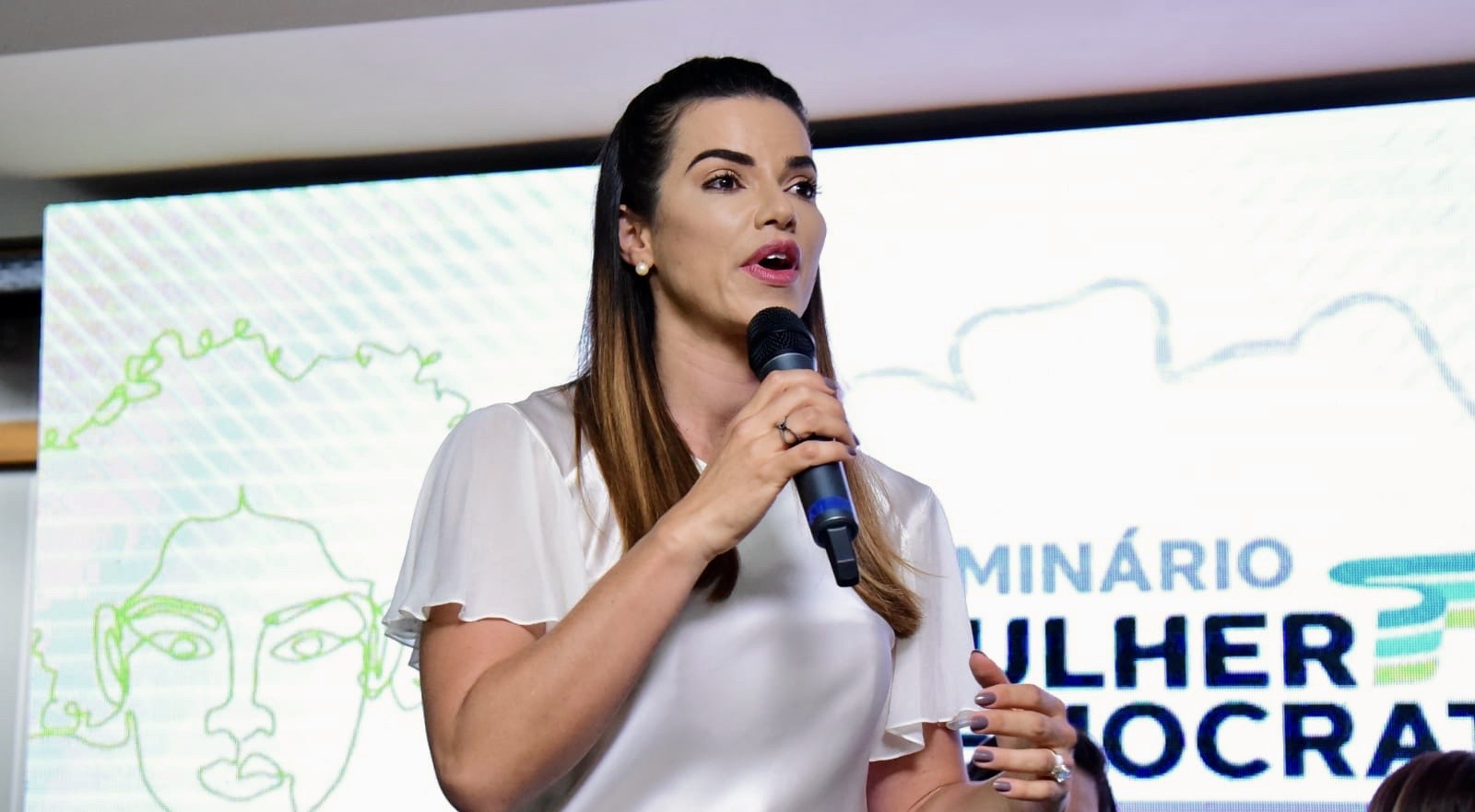 Roberta Caires, presidente do Mulher Democratas Bahia