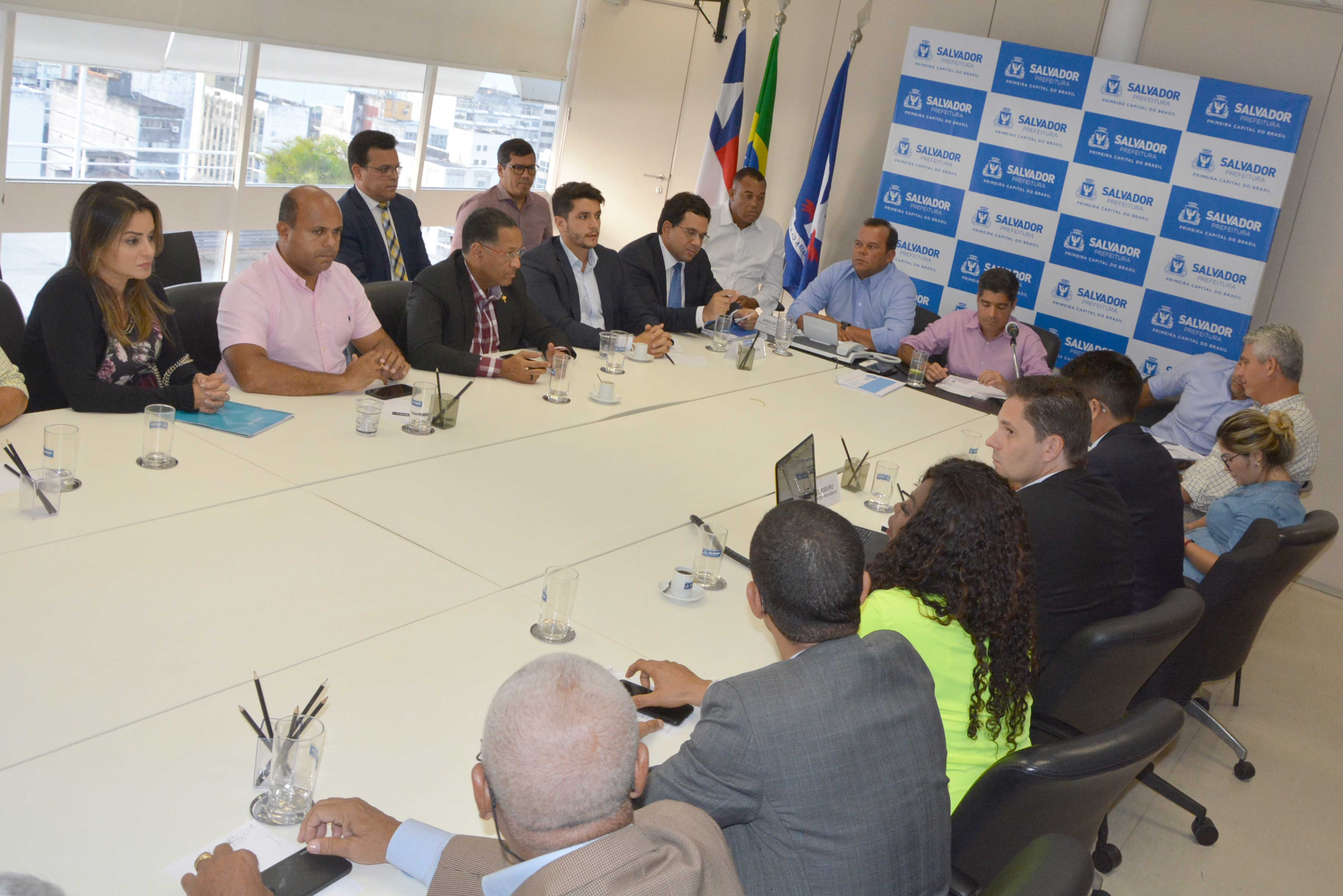 Neto confirmou que pretende enviar o projeto à Câmara logo após o Carnaval Neto confirmou que pretende enviar o projeto à Câmara logo após o Carnaval