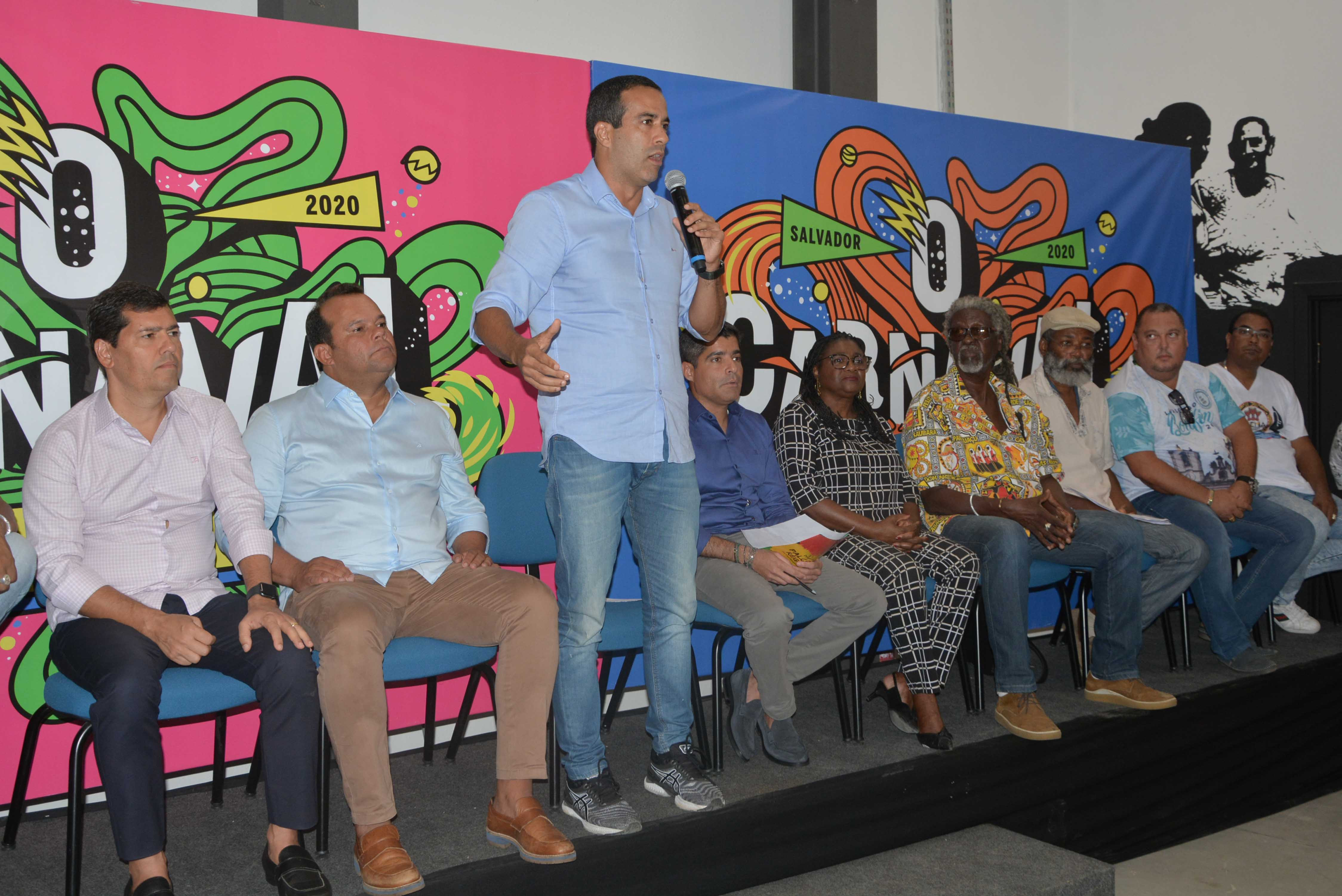 Imagem de 'Tanto eu, quanto Geraldo e o prefeito vamos rodar a cidade' durante Carnaval, diz Bruno Reis Imagem de 'Tanto eu, quanto Geraldo e o prefeito vamos rodar a cidade' durante Carnaval, diz Bruno Reis