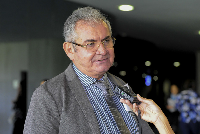 Os três nomes cotados para assumir a disputa pelo PT são os de Moema Gramacho, Luiz Caetano e Jerônimo Rodrigues Os três nomes cotados para assumir a disputa pelo PT são os de Moema Gramacho, Luiz Caetano e Jerônimo Rodrigues