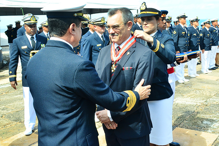 Imagem de Acusado de furtar medalhas, desembargador irá acionar ex-presidente do TJ na Justiça Imagem de Acusado de furtar medalhas, desembargador irá acionar ex-presidente do TJ na Justiça