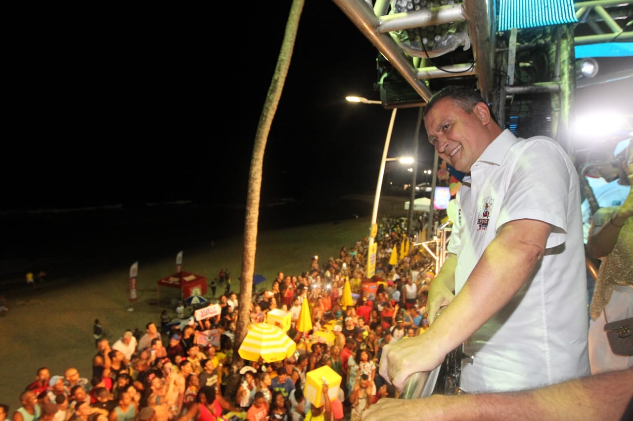 Rui não participou da abertura do Carnaval ao lado de Neto
