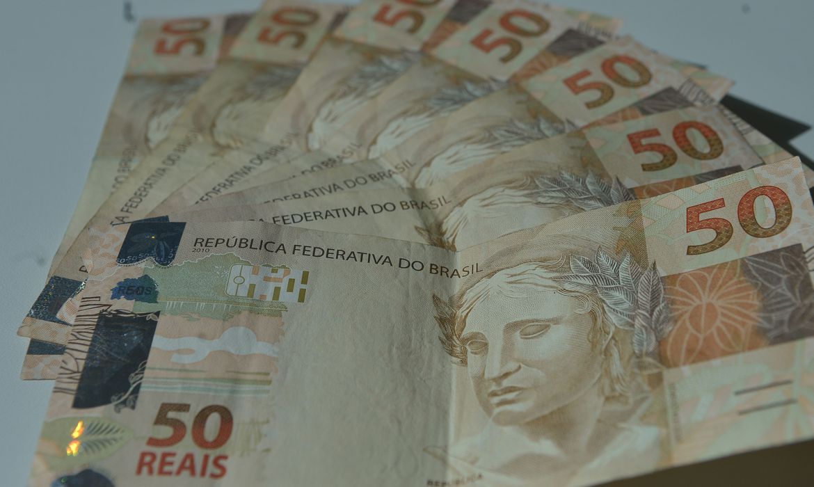 Contração acima de 2% em 2020 traria queda mais profunda na renda per capita que a dos anos 1980 Contração acima de 2% em 2020 traria queda mais profunda na renda per capita que a dos anos 1980