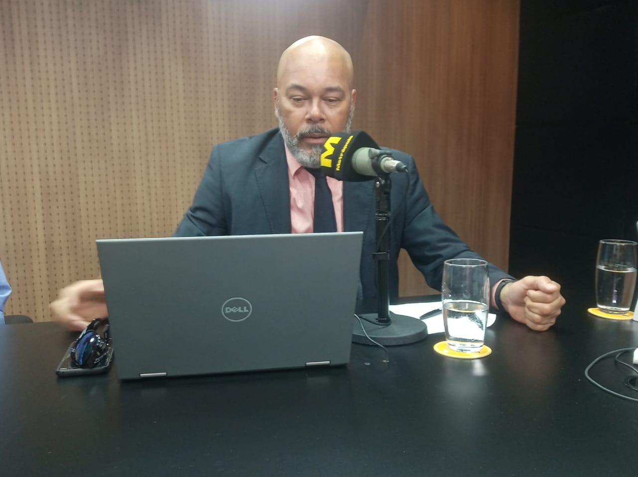 Imagem de 'O problema das finanças é o servidor público?’, dispara líder dos agentes federais sobre Previdência Imagem de 'O problema das finanças é o servidor público?’, dispara líder dos agentes federais sobre Previdência