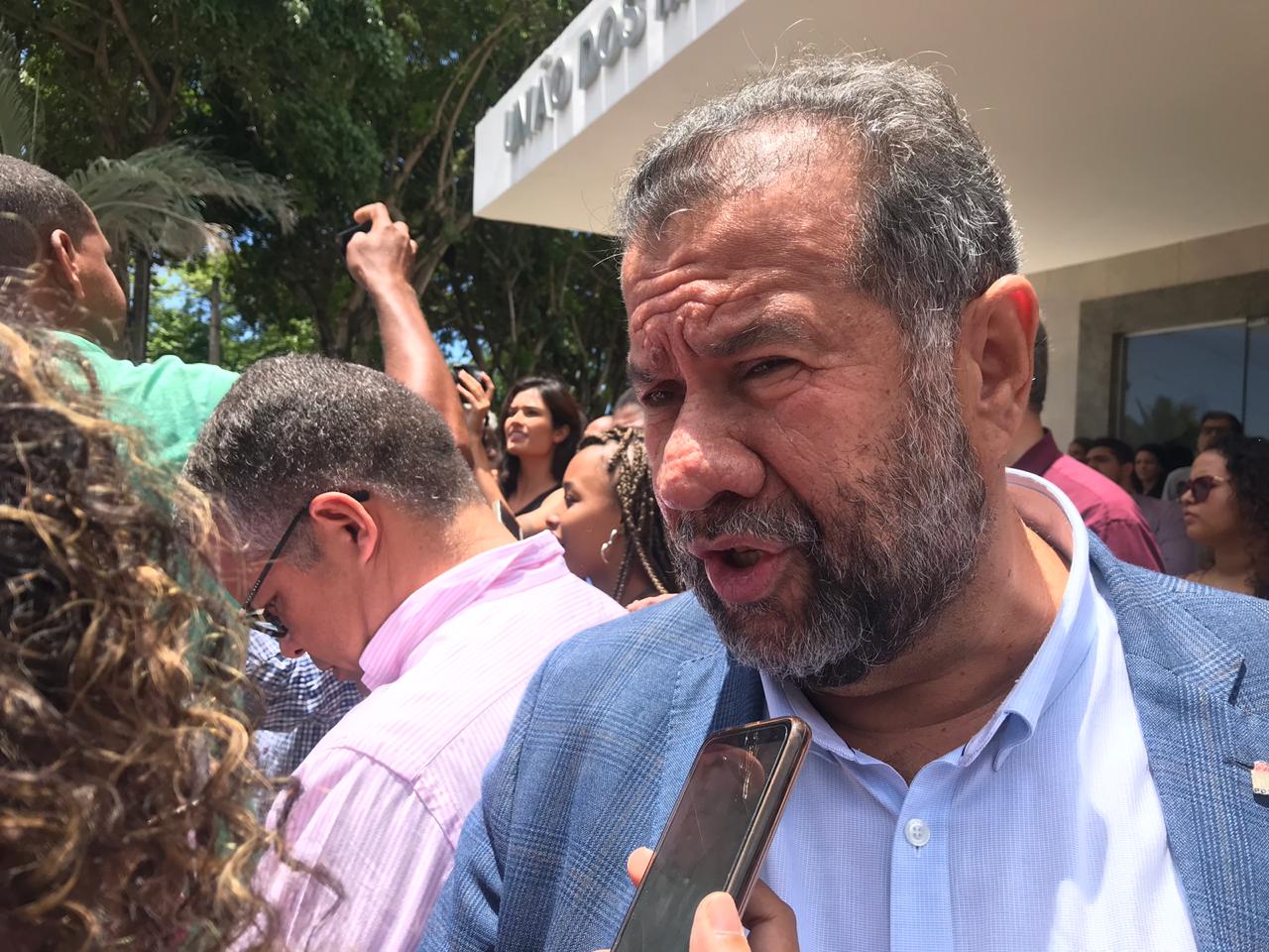 O ministro da Previdência, Carlos Lupi, pediu demissão ao presidente Luiz Inácio Lula da Silva nesta sexta-feira