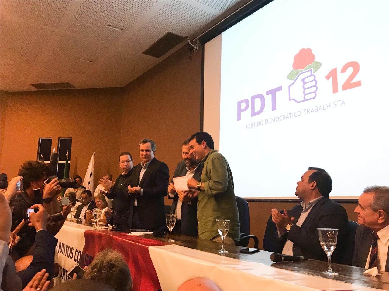 Imagem de Prates se filia ao PDT e lança pré-candidatura a prefeito de Salvador Imagem de Prates se filia ao PDT e lança pré-candidatura a prefeito de Salvador