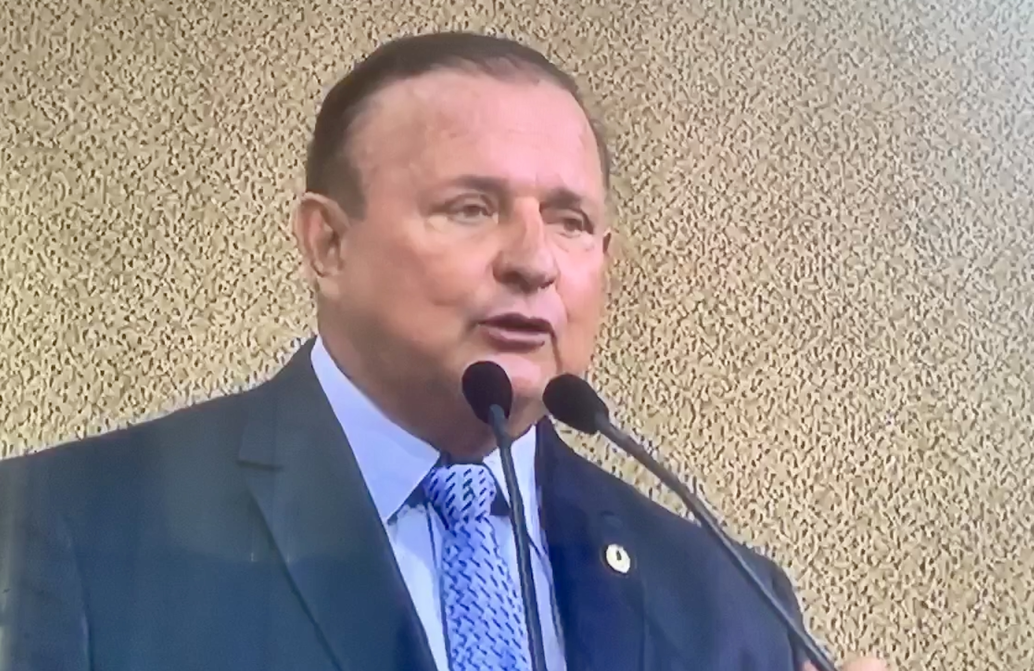 Deputado estadual Adolfo Menezes, candidato do PSD à presidência da Assembleia Deputado estadual Adolfo Menezes, candidato do PSD à presidência da Assembleia