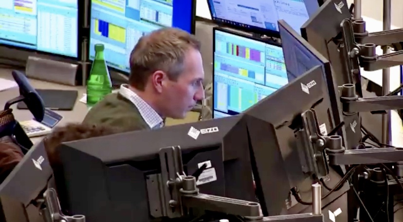 Bolsas de Milão e Seul têm quedas de cerca de 4% Bolsas de Milão e Seul têm quedas de cerca de 4%