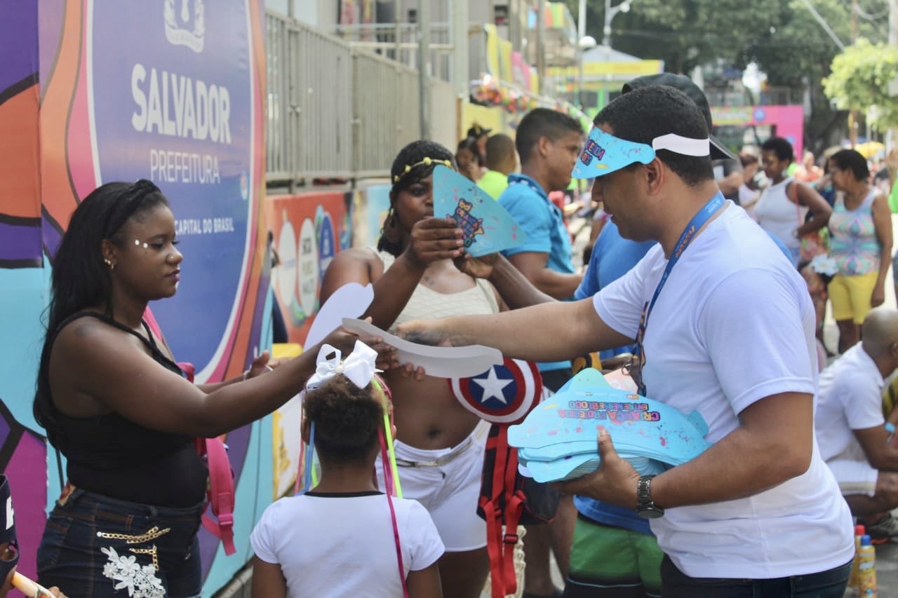 Iniciativa teve inicio durante a passagem do bloco infantil Algodão Doce, no Campo Grande