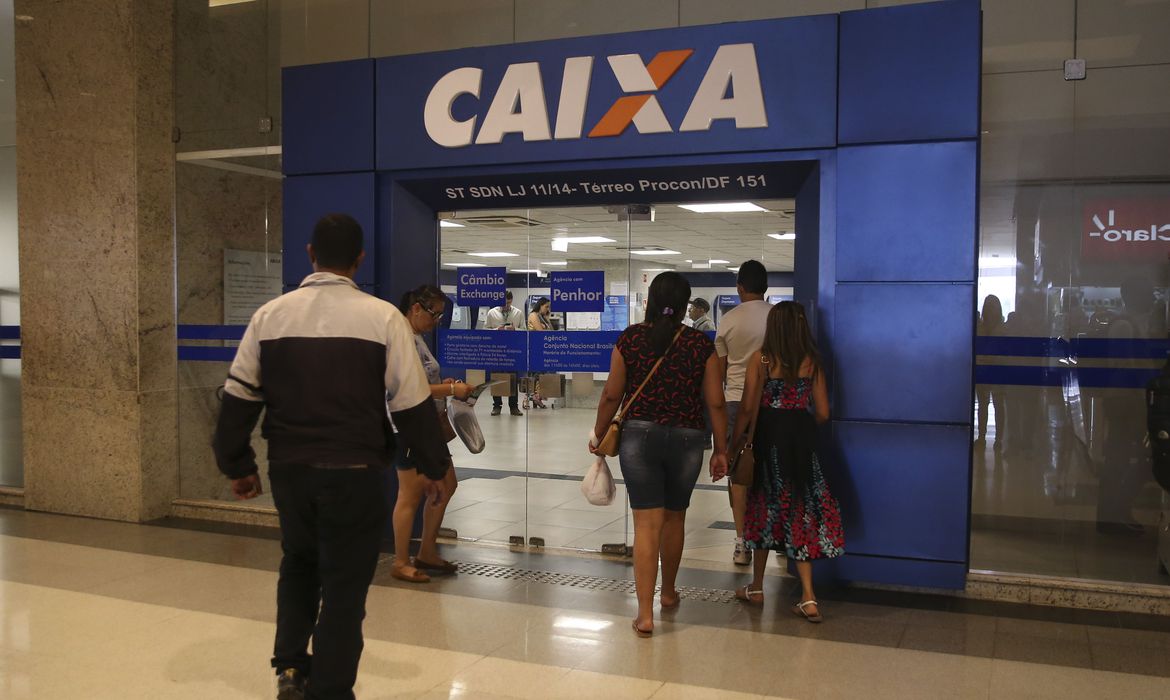 Imagem de Agências bancárias são fechadas após funcionários apresentarem sintomas de coronavírus na capital