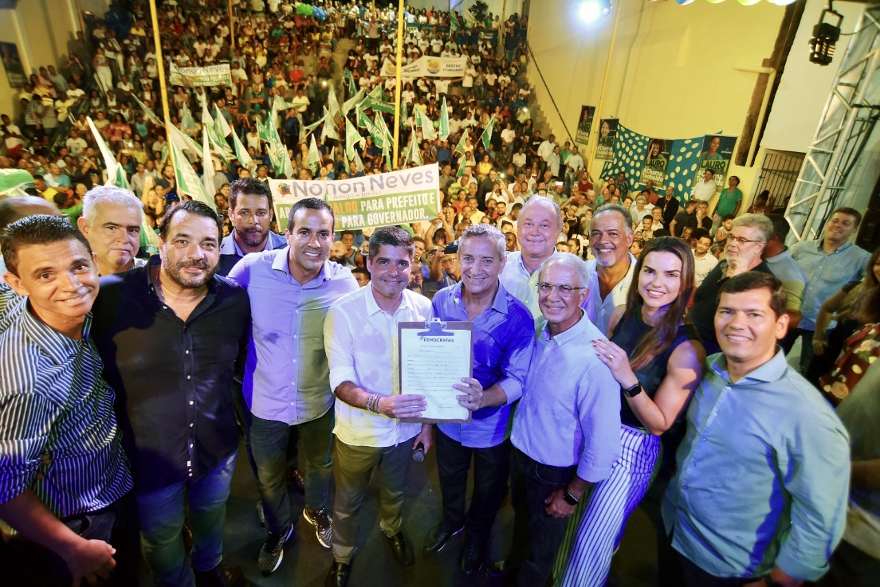 Neto e Azi, presidentes nacional e estadual do DEM, participaram do evento