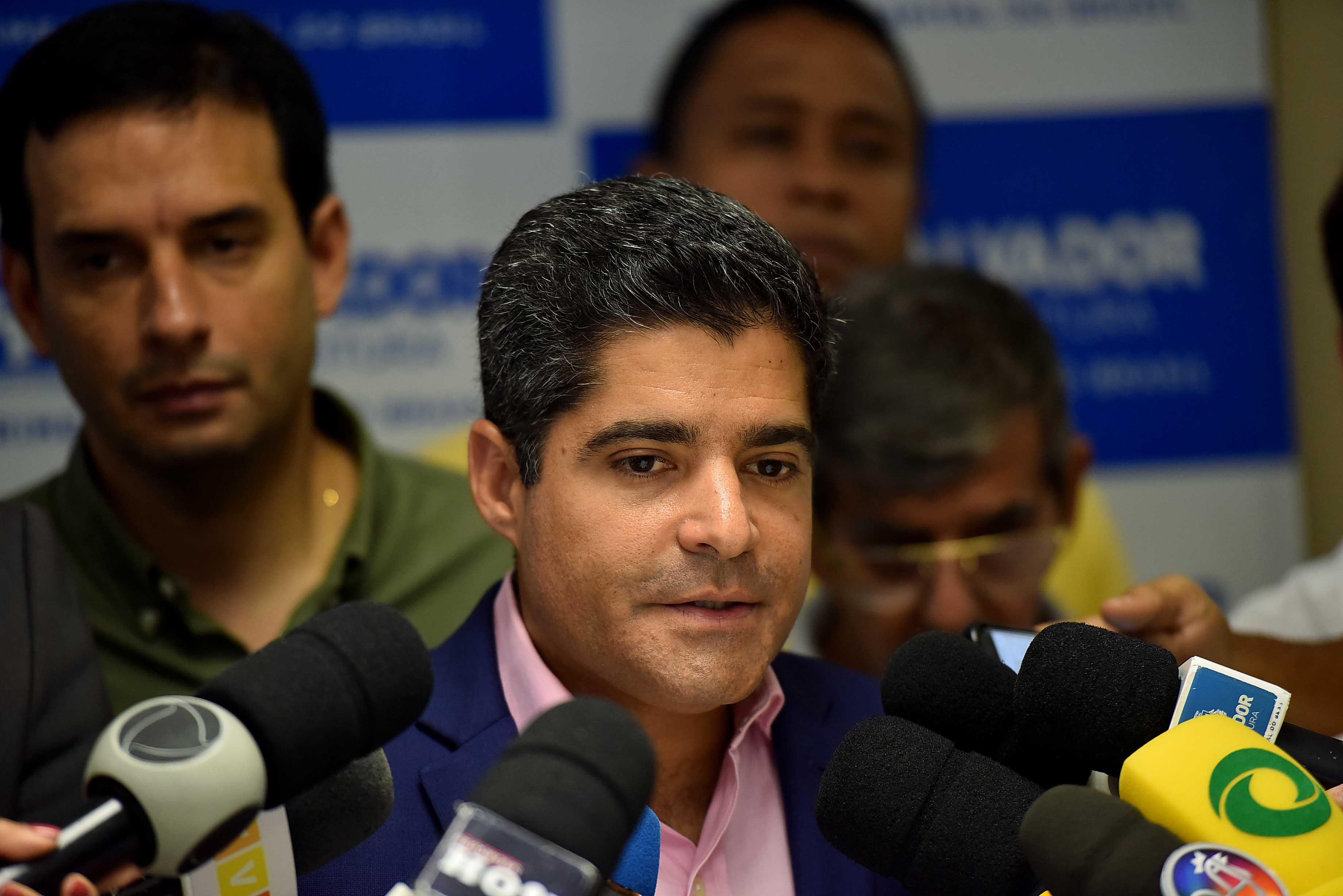 Imagem de ACM Neto anuncia decretos para coibir propagação do coronavírus em Salvador; confira
