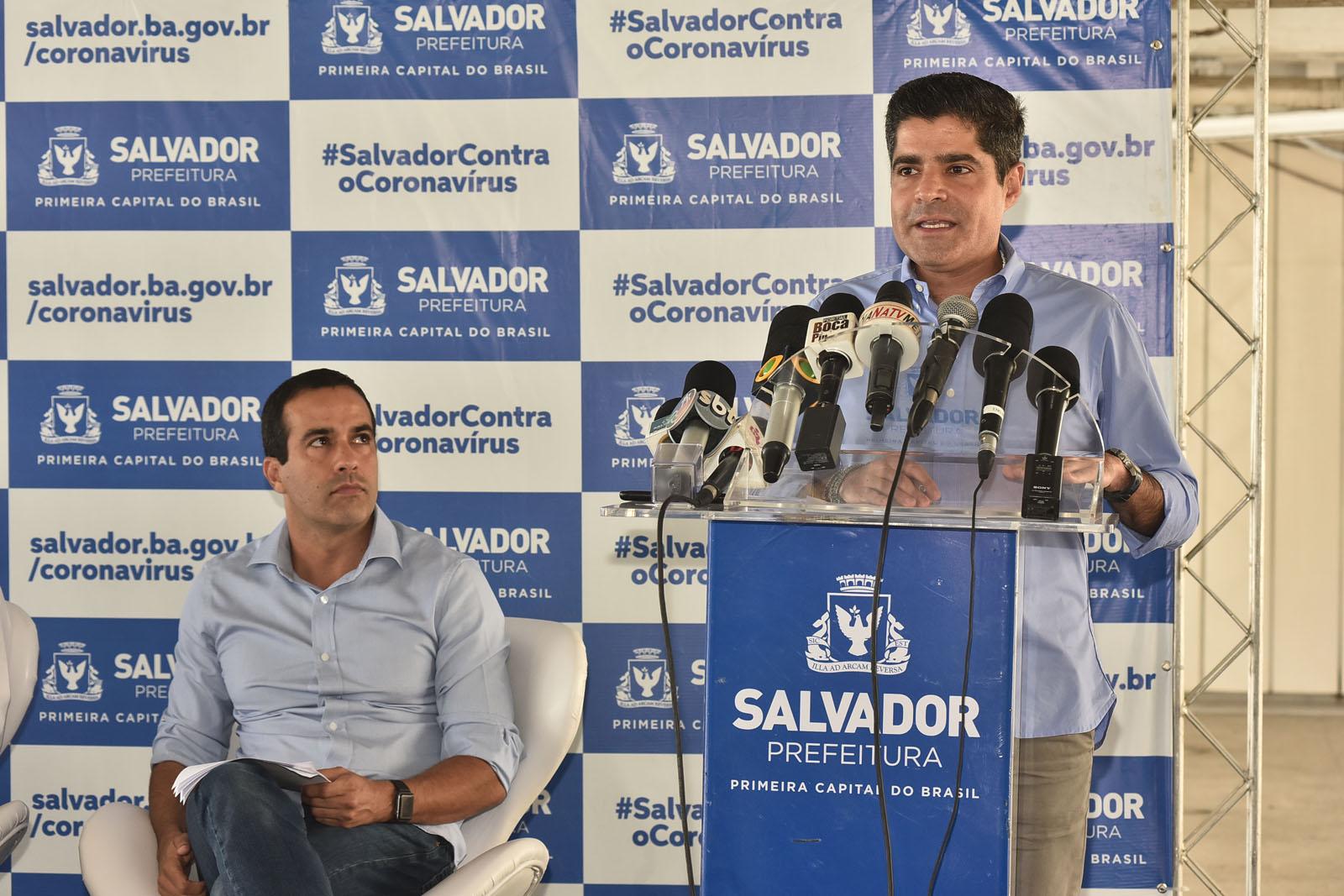 Na imagem, Bruno Reis ao lado do prefeito ACM Neto Na imagem, Bruno Reis ao lado do prefeito ACM Neto