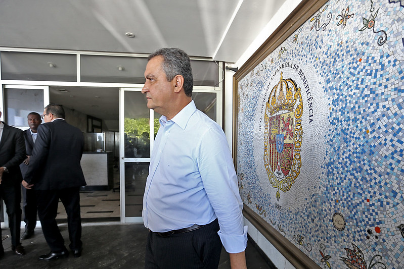 Imagem de Rui pede à Anac suspensão imediata de voos entre Bahia, São Paulo e Rio de Janeiro Imagem de Rui pede à Anac suspensão imediata de voos entre Bahia, São Paulo e Rio de Janeiro