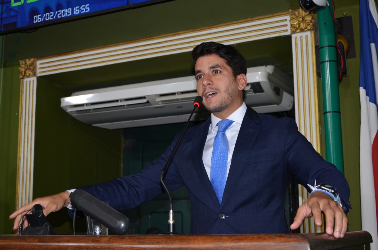 Golpistas usam o número 71 99955-0088 Golpistas usam o número 71 99955-0088