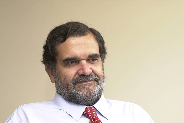 Celso Pinto, um dos mais influentes jornalistas de economia do país e criador do jornal Valor Econômico, morreu na tarde desta terça-feira (3) em São Paulo
