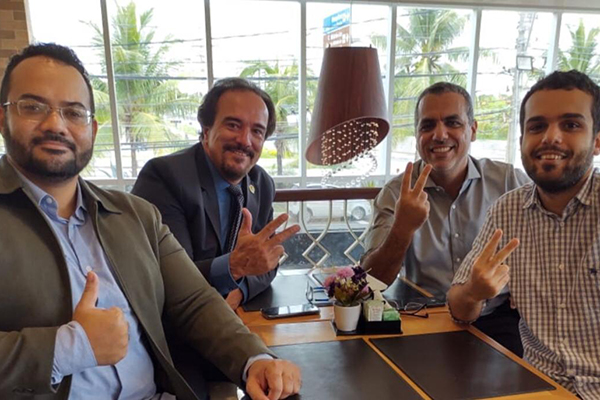 Cezar Leite deve liderar projeto de direita conservadora e independente para as eleições municipais de 2020 em Salvador Cezar Leite deve liderar projeto de direita conservadora e independente para as eleições municipais de 2020 em Salvador