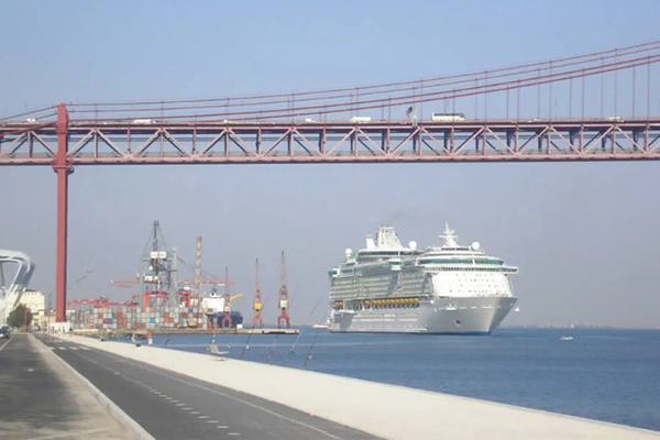 Anvisa investiga agências que operam cruzeiros por falhas em protocolo